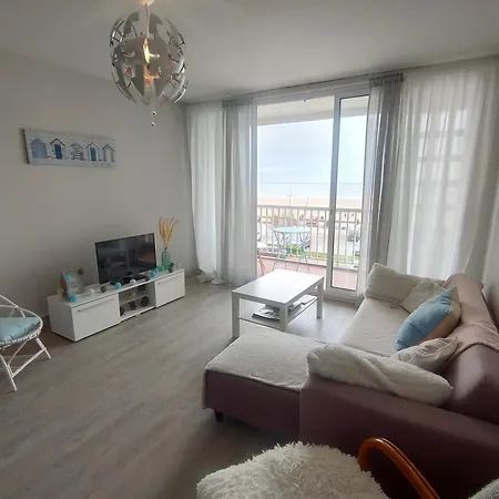 Renove Face A La Avec Balcon - 2 - - Fr-1-323-472 Apartment *